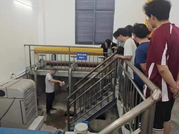 1760494908372956.png 图片2.png