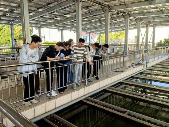 1760583787211688.png 图片2.png